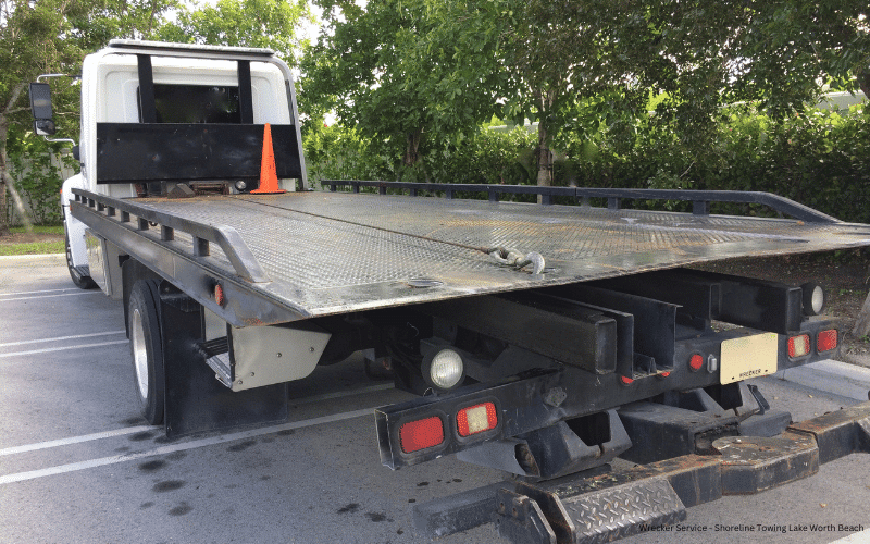 Wrecker Service - Shoreline Towing Lake Worth Beach